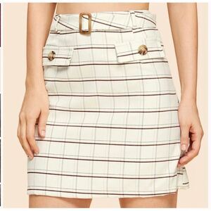 NEW Super Cute Plaid Skirt